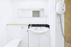 Bathroom- click for photo gallery